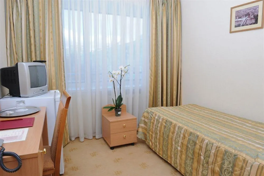 Slavutych Hostel كييف 0*,